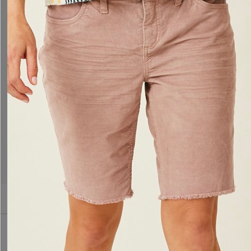 Curve Designs Size 10 Bermuda Shorts
